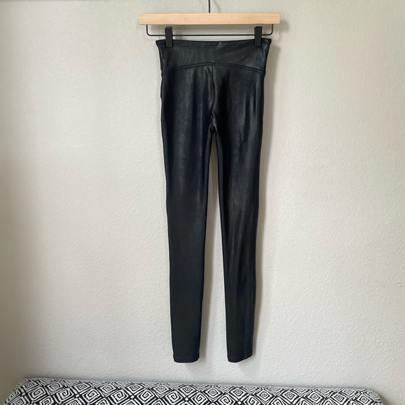 Spanx Black Faux Leather Legging - Picture 6 of 13